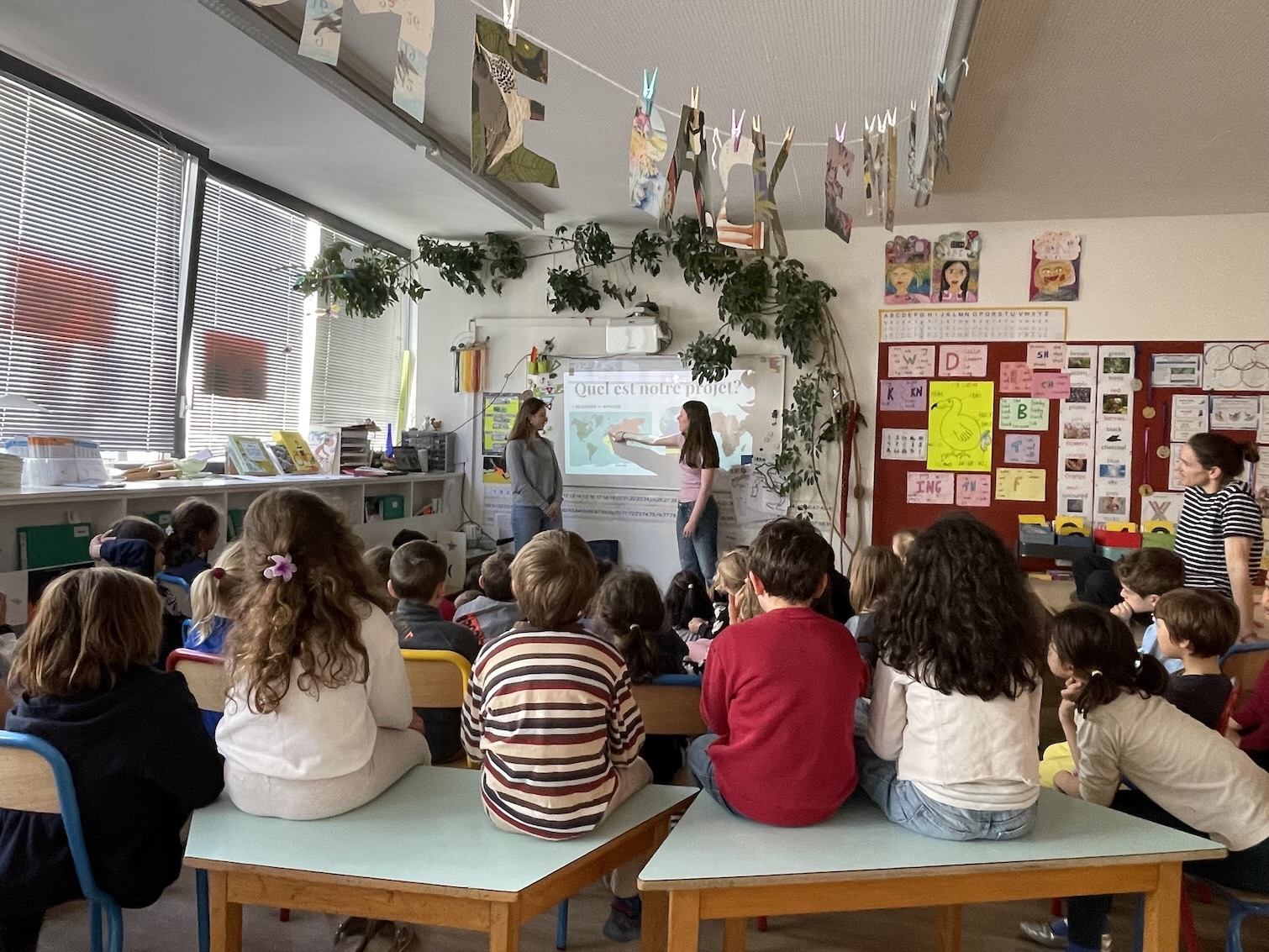 https://decouverte.ch/wp-content/uploads/2026/04/classe.jpeg